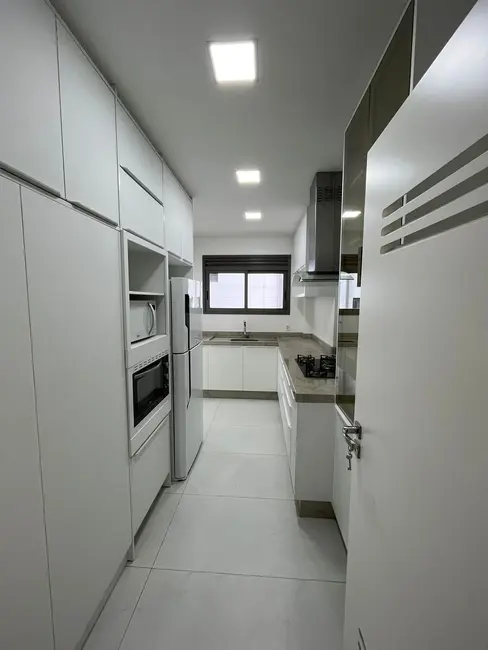 Foto 2 de Apartamento com 4 quartos à venda e para alugar, 165m2 em Centro, Balneario Camboriu - SC