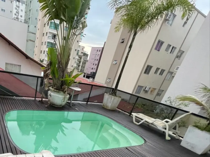 Foto 2 de Apartamento com 3 quartos à venda, 380m2 em Meia Praia, Itapema - SC