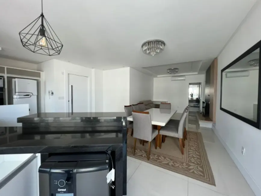 Foto 4 de Apartamento com 3 quartos à venda, 140m2 em Porto Belo - SC