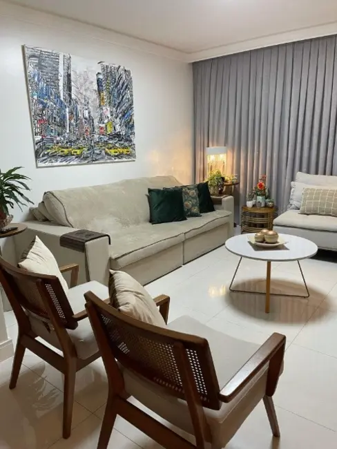 Apartamento com 3 quartos à venda, 140m2 em Centro, Balneario Camboriu - SC - imagem 4 Foto 4 de Apartamento com 3 quartos à venda, 140m2 em Centro, Balneario Camboriu - SC