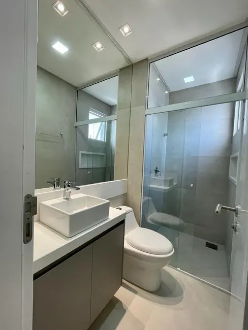 Apartamento com 3 quartos à venda, 132m2 em Centro, Balneario Camboriu - SC - imagem 4 Foto 4 de Apartamento com 3 quartos à venda, 132m2 em Centro, Balneario Camboriu - SC