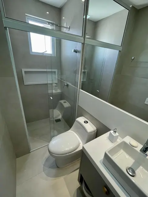 Apartamento com 3 quartos à venda, 132m2 em Centro, Balneario Camboriu - SC - imagem 5 Foto 5 de Apartamento com 3 quartos à venda, 132m2 em Centro, Balneario Camboriu - SC