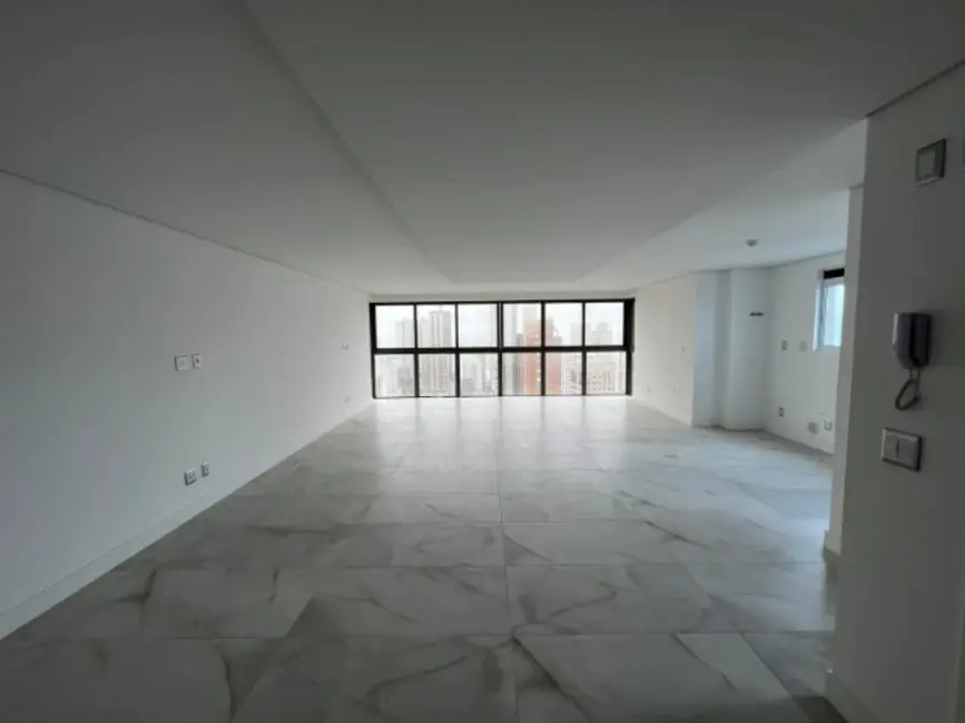 Foto 3 de Apartamento com 4 quartos à venda, 170m2 em Centro, Balneario Camboriu - SC
