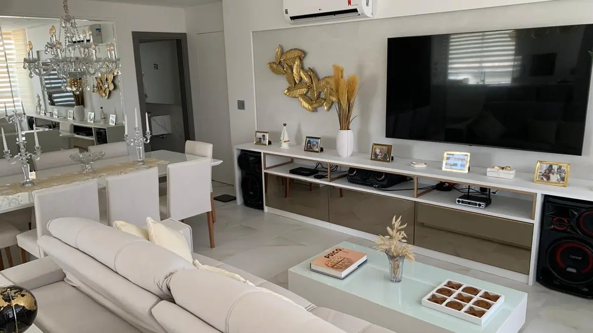 Foto 1 de Apartamento com 3 quartos à venda, 135m2 em Centro, Balneario Camboriu - SC