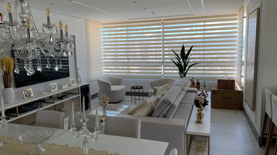 Apartamento com 3 quartos à venda, 135m2 em Centro, Balneario Camboriu - SC - imagem 8 Foto 8 de Apartamento com 3 quartos à venda, 135m2 em Centro, Balneario Camboriu - SC