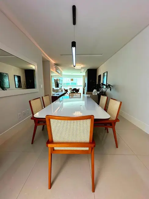 Apartamento com 3 quartos à venda e para alugar, 210m2 em Itajai - SC - imagem 4 Foto 4 de Apartamento com 3 quartos à venda e para alugar, 210m2 em Itajai - SC