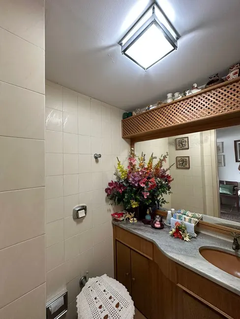 Apartamento com 3 quartos à venda, 190m2 em Centro, Balneario Camboriu - SC - imagem 8 Foto 8 de Apartamento com 3 quartos à venda, 190m2 em Centro, Balneario Camboriu - SC