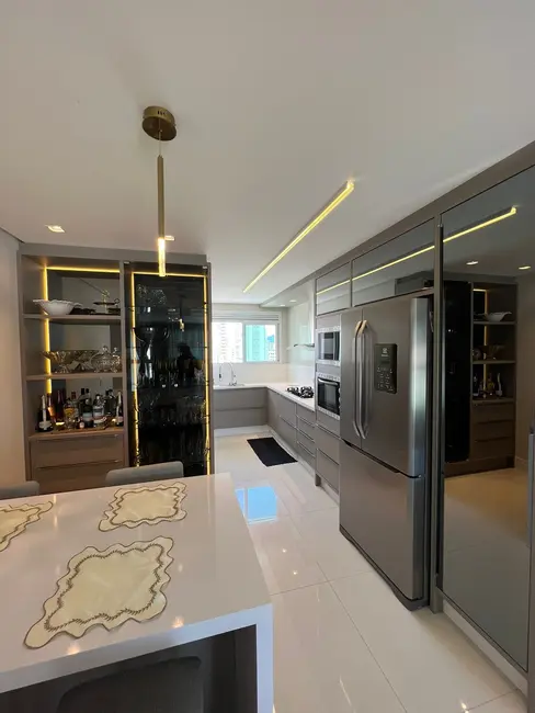 Foto 5 de Apartamento com 4 quartos à venda, 129m2 em Centro, Balneario Camboriu - SC