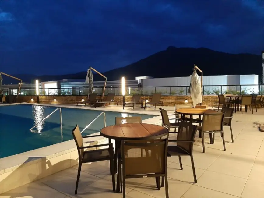 Foto 2 de Apartamento com 3 quartos à venda, 77m2 em Centro, Balneario Camboriu - SC