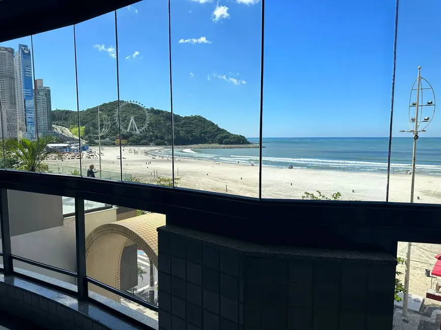 Apartamento com 3 quartos à venda, 230m2 em Centro, Balneario Camboriu - SC - imagem 4 Foto 4 de Apartamento com 3 quartos à venda, 230m2 em Centro, Balneario Camboriu - SC