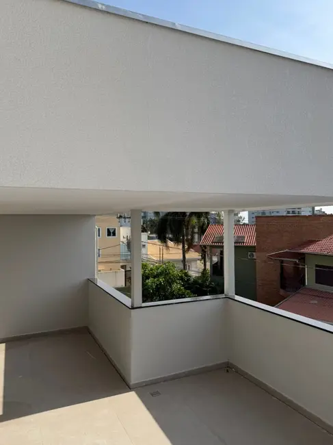 Foto 7 de Casa com 3 quartos à venda, 200m2 em Praia dos Amores, Balneario Camboriu - SC