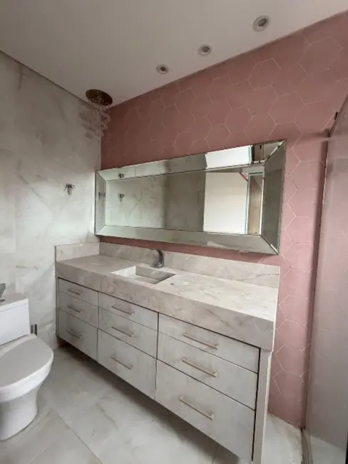 Foto 5 de Casa com 3 quartos à venda e para alugar, 200m2 em Praia dos Amores, Balneario Camboriu - SC