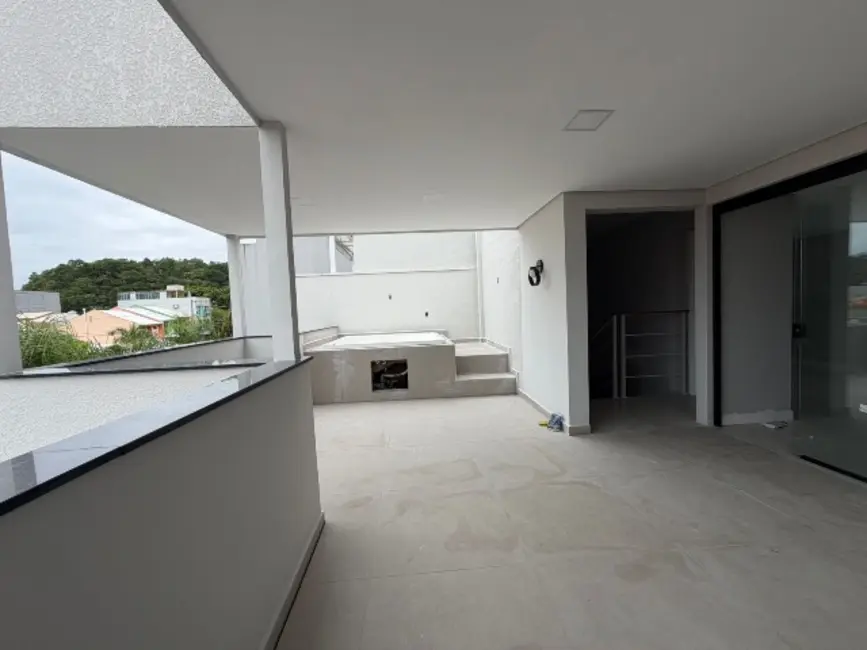 Foto 6 de Casa com 3 quartos à venda e para alugar, 200m2 em Praia dos Amores, Balneario Camboriu - SC