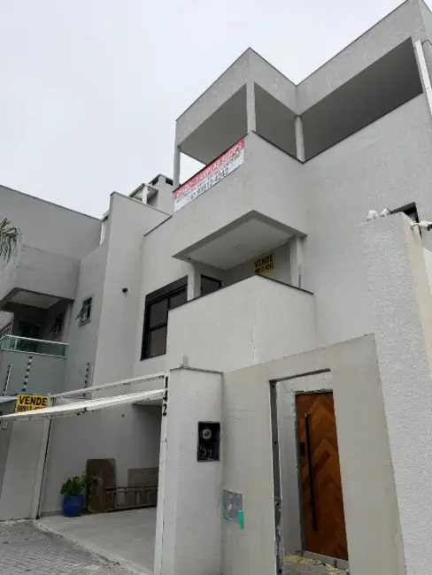 Foto 1 de Casa com 3 quartos à venda e para alugar, 200m2 em Praia dos Amores, Balneario Camboriu - SC