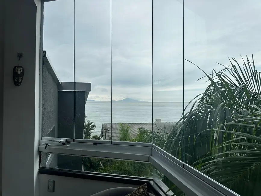 Foto 5 de Apartamento com 1 quarto à venda, 60m2 em Cabeçudas, Itajai - SC