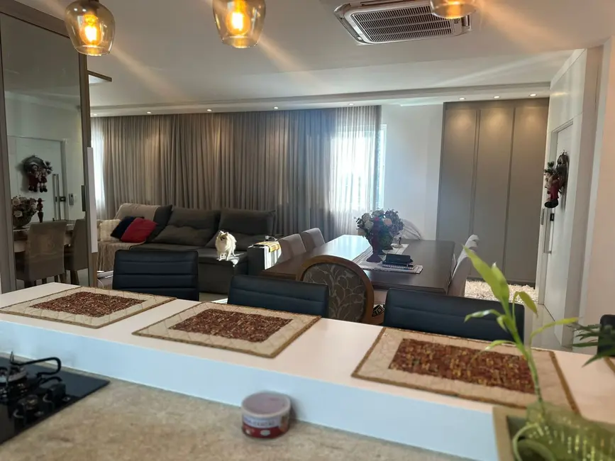 Foto 4 de Apartamento com 3 quartos à venda, 137m2 em Centro, Balneario Camboriu - SC