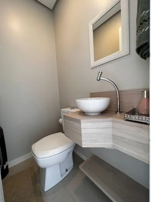Apartamento com 3 quartos para alugar, 118m2 em Pioneiros, Balneario Camboriu - SC - imagem 8 Foto 8 de Apartamento com 3 quartos para alugar, 118m2 em Pioneiros, Balneario Camboriu - SC