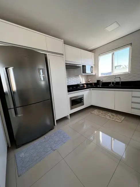 Apartamento com 3 quartos para alugar, 118m2 em Pioneiros, Balneario Camboriu - SC - imagem 6 Foto 6 de Apartamento com 3 quartos para alugar, 118m2 em Pioneiros, Balneario Camboriu - SC