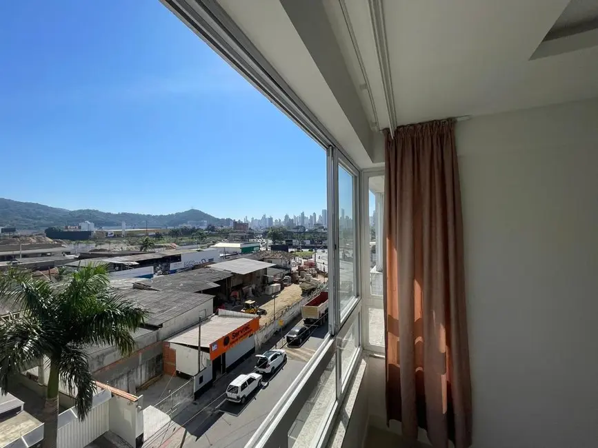 Foto 1 de Apartamento com 2 quartos à venda, 80m2 em Tabuleiro (Monte Alegre), Camboriu - SC