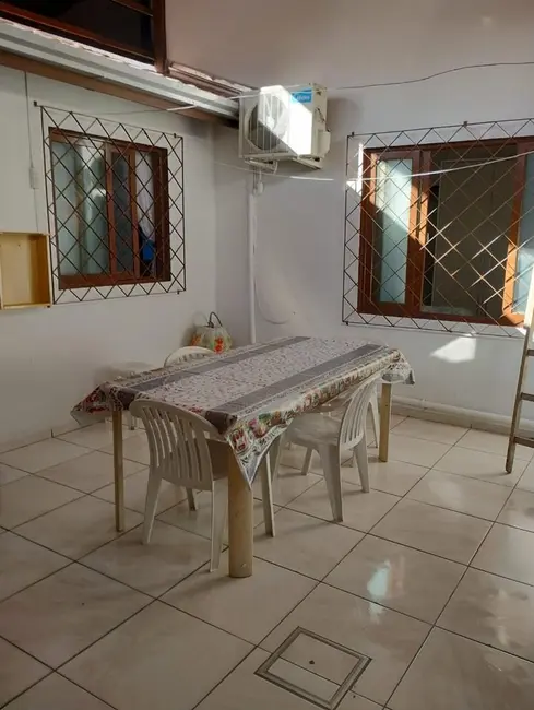 Casa com 6 quartos à venda, 260m2 em Ariribá, Balneario Camboriu - SC - imagem 9 Foto 9 de Casa com 6 quartos à venda, 260m2 em Ariribá, Balneario Camboriu - SC