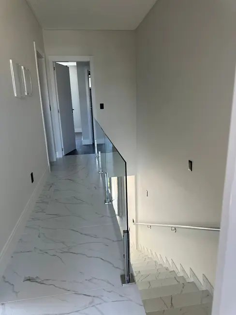 Casa com 4 quartos à venda, 292m2 em Barra, Balneario Camboriu - SC - imagem 9 Foto 9 de Casa com 4 quartos à venda, 292m2 em Barra, Balneario Camboriu - SC