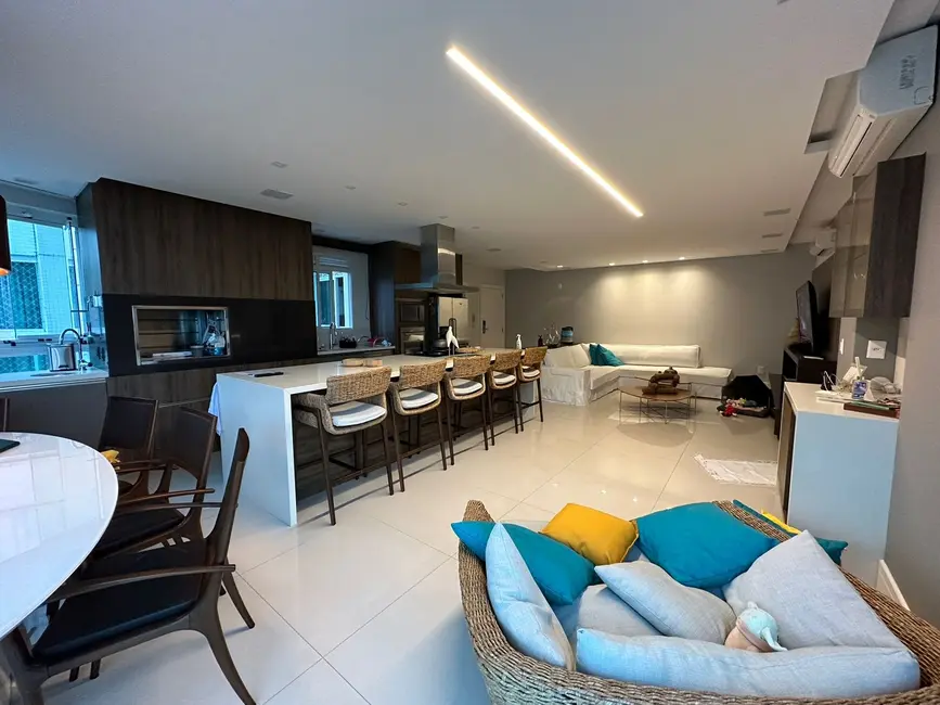 Foto 1 de Apartamento com 3 quartos à venda, 285m2 em Itajai - SC