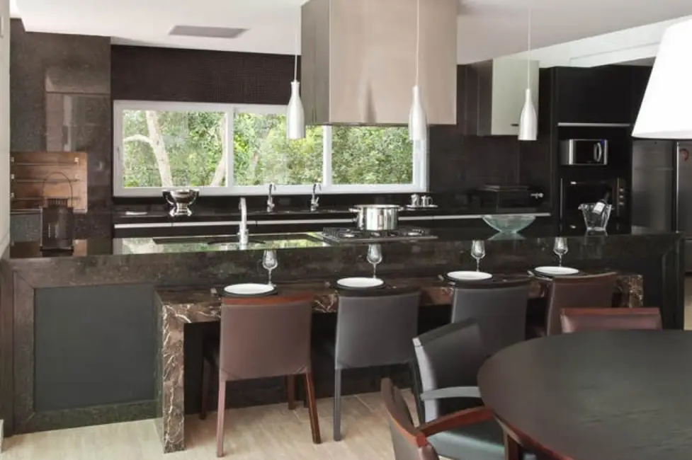 Casa de Condomínio com 6 quartos à venda, 907m2 em Praia do Estaleiro, Balneario Camboriu - SC - imagem 4 Foto 4 de Casa de Condomínio com 6 quartos à venda, 907m2 em Praia do Estaleiro, Balneario Camboriu - SC