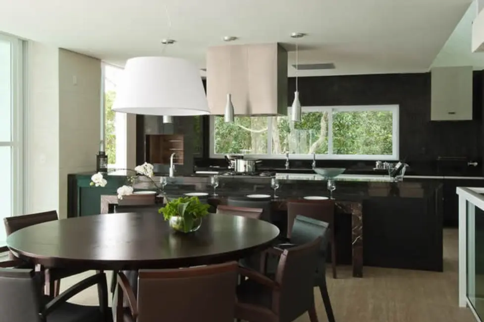 Casa de Condomínio com 6 quartos à venda, 907m2 em Praia do Estaleiro, Balneario Camboriu - SC - imagem 3 Foto 3 de Casa de Condomínio com 6 quartos à venda, 907m2 em Praia do Estaleiro, Balneario Camboriu - SC