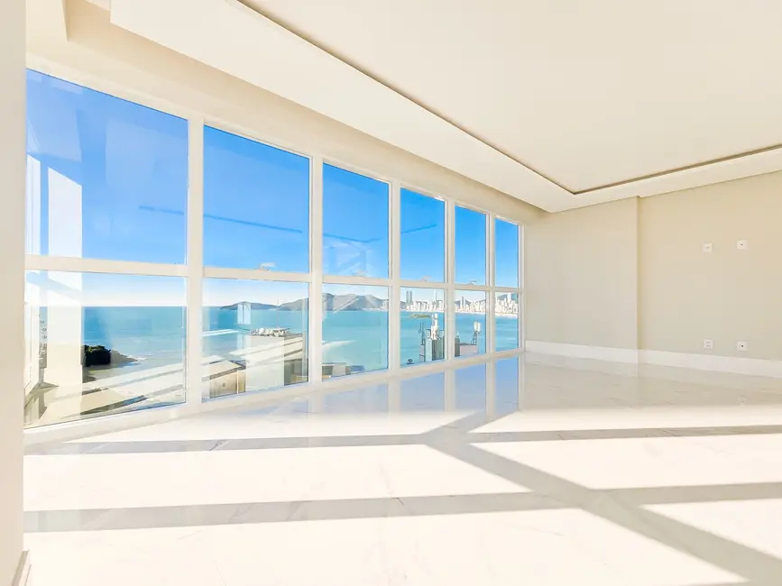 Apartamento com 4 quartos à venda, 151m2 em Pioneiros, Balneario Camboriu - SC - imagem 3 Foto 3 de Apartamento com 4 quartos à venda, 151m2 em Pioneiros, Balneario Camboriu - SC