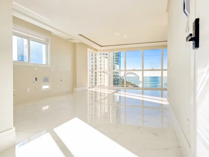 Apartamento com 4 quartos à venda, 151m2 em Pioneiros, Balneario Camboriu - SC - imagem 6 Foto 6 de Apartamento com 4 quartos à venda, 151m2 em Pioneiros, Balneario Camboriu - SC