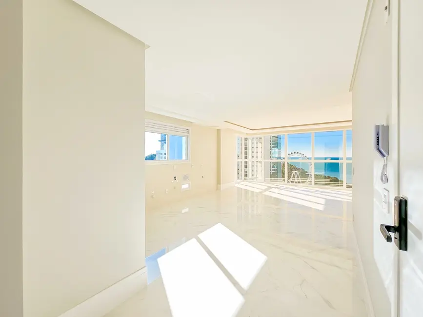 Apartamento com 4 quartos à venda, 151m2 em Pioneiros, Balneario Camboriu - SC - imagem 5 Foto 5 de Apartamento com 4 quartos à venda, 151m2 em Pioneiros, Balneario Camboriu - SC