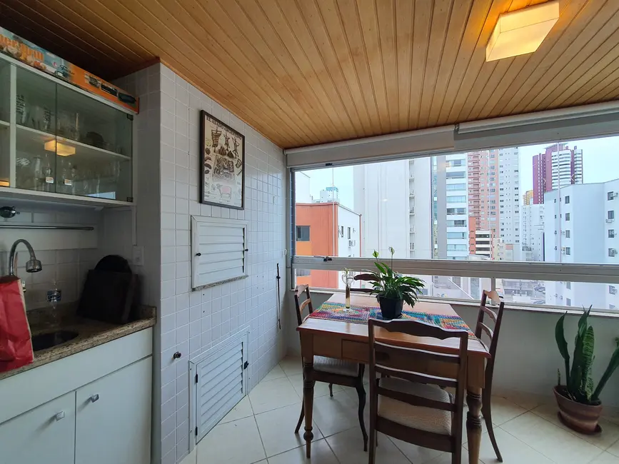 Apartamento com 3 quartos à venda, 117m2 em Centro, Balneario Camboriu - SC - imagem 5 Foto 5 de Apartamento com 3 quartos à venda, 117m2 em Centro, Balneario Camboriu - SC