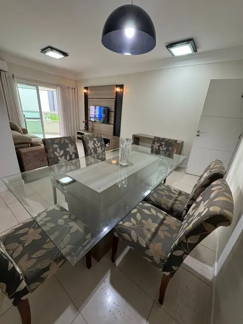 Apartamento com 3 quartos para alugar, 120m2 em Centro, Balneario Camboriu - SC - imagem 4 Foto 4 de Apartamento com 3 quartos para alugar, 120m2 em Centro, Balneario Camboriu - SC