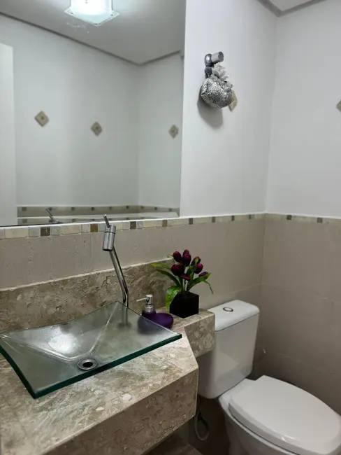 Apartamento com 3 quartos para alugar, 120m2 em Centro, Balneario Camboriu - SC - imagem 9 Foto 9 de Apartamento com 3 quartos para alugar, 120m2 em Centro, Balneario Camboriu - SC