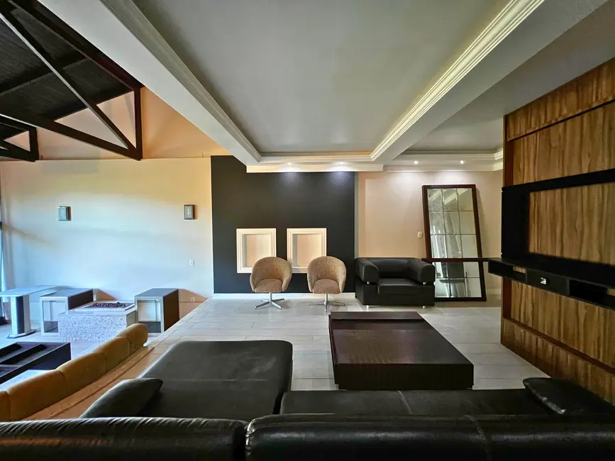 Casa com 3 quartos à venda, 500m2 em Cabeçudas, Itajai - SC - imagem 9 Foto 9 de Casa com 3 quartos à venda, 500m2 em Cabeçudas, Itajai - SC