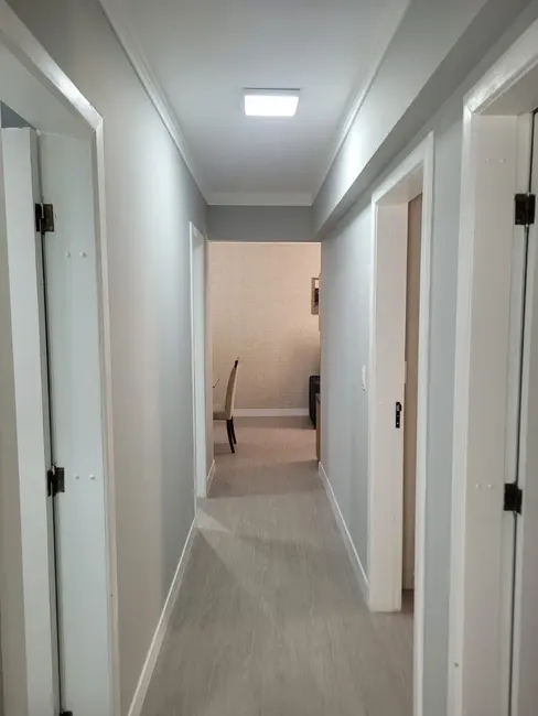 Apartamento com 3 quartos à venda, 100m2 em Centro, Balneario Camboriu - SC - imagem 9 Foto 9 de Apartamento com 3 quartos à venda, 100m2 em Centro, Balneario Camboriu - SC