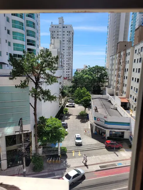 Apartamento com 3 quartos à venda, 100m2 em Centro, Balneario Camboriu - SC - imagem 3 Foto 3 de Apartamento com 3 quartos à venda, 100m2 em Centro, Balneario Camboriu - SC