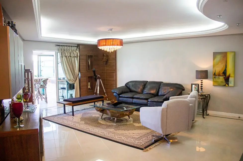 Apartamento com 3 quartos à venda, 366m2 em Centro, Balneario Camboriu - SC - imagem 8 Foto 8 de Apartamento com 3 quartos à venda, 366m2 em Centro, Balneario Camboriu - SC