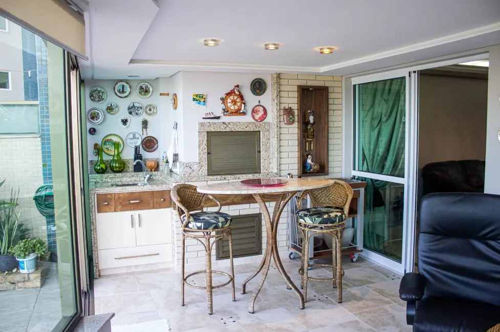 Apartamento com 3 quartos à venda, 366m2 em Centro, Balneario Camboriu - SC - imagem 5 Foto 5 de Apartamento com 3 quartos à venda, 366m2 em Centro, Balneario Camboriu - SC