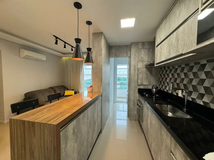 Apartamento com 2 quartos para alugar, 80m2 em Nações, Balneario Camboriu - SC - imagem 7 Foto 7 de Apartamento com 2 quartos para alugar, 80m2 em Nações, Balneario Camboriu - SC