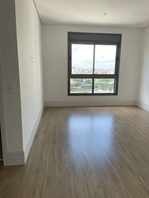 Apartamento com 3 quartos à venda, 323m2 em Londrina - PR - imagem 7 Foto 7 de Apartamento com 3 quartos à venda, 323m2 em Londrina - PR