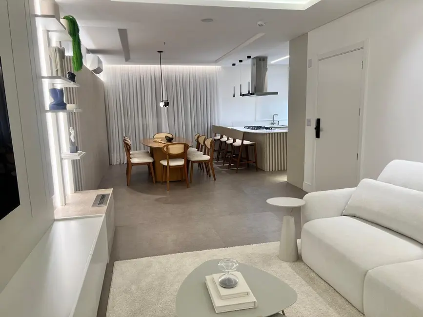 Apartamento com 4 quartos à venda, 143m2 em Centro, Balneario Camboriu - SC - imagem 7 Foto 7 de Apartamento com 4 quartos à venda, 143m2 em Centro, Balneario Camboriu - SC