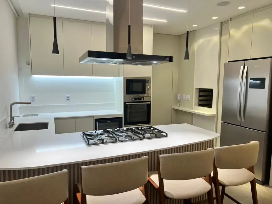 Apartamento com 4 quartos à venda, 143m2 em Centro, Balneario Camboriu - SC - imagem 9 Foto 9 de Apartamento com 4 quartos à venda, 143m2 em Centro, Balneario Camboriu - SC