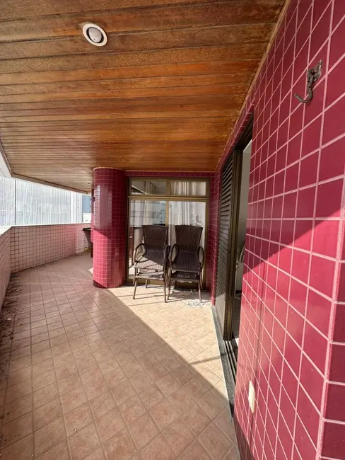 Apartamento com 2 quartos à venda, 114m2 em Centro, Balneario Camboriu - SC - imagem 4 Foto 4 de Apartamento com 2 quartos à venda, 114m2 em Centro, Balneario Camboriu - SC