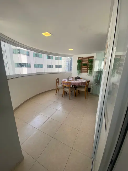 Apartamento com 2 quartos à venda, 85m2 em Centro, Balneario Camboriu - SC - imagem 7 Foto 7 de Apartamento com 2 quartos à venda, 85m2 em Centro, Balneario Camboriu - SC