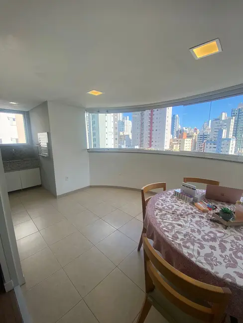 Apartamento com 2 quartos à venda, 85m2 em Centro, Balneario Camboriu - SC - imagem 8 Foto 8 de Apartamento com 2 quartos à venda, 85m2 em Centro, Balneario Camboriu - SC