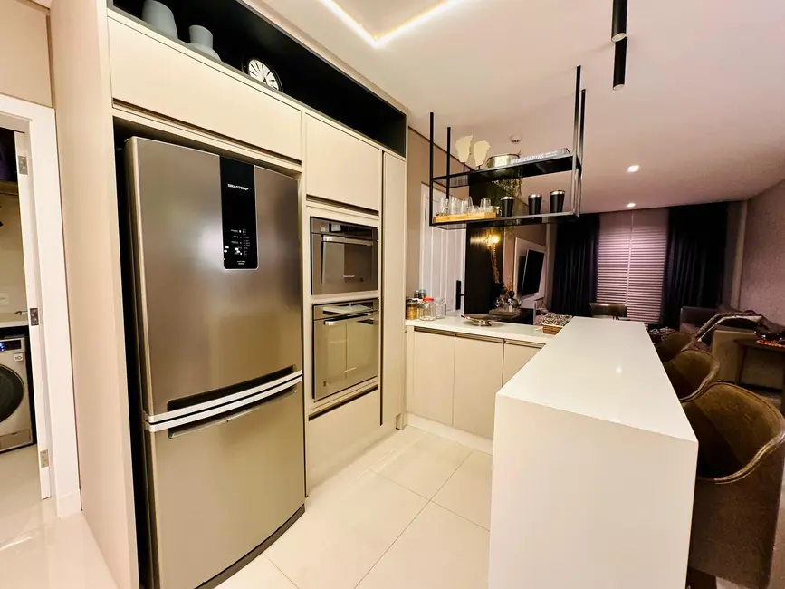 Foto 7 de Apartamento com 3 quartos à venda, 118m2 em Centro, Balneario Camboriu - SC