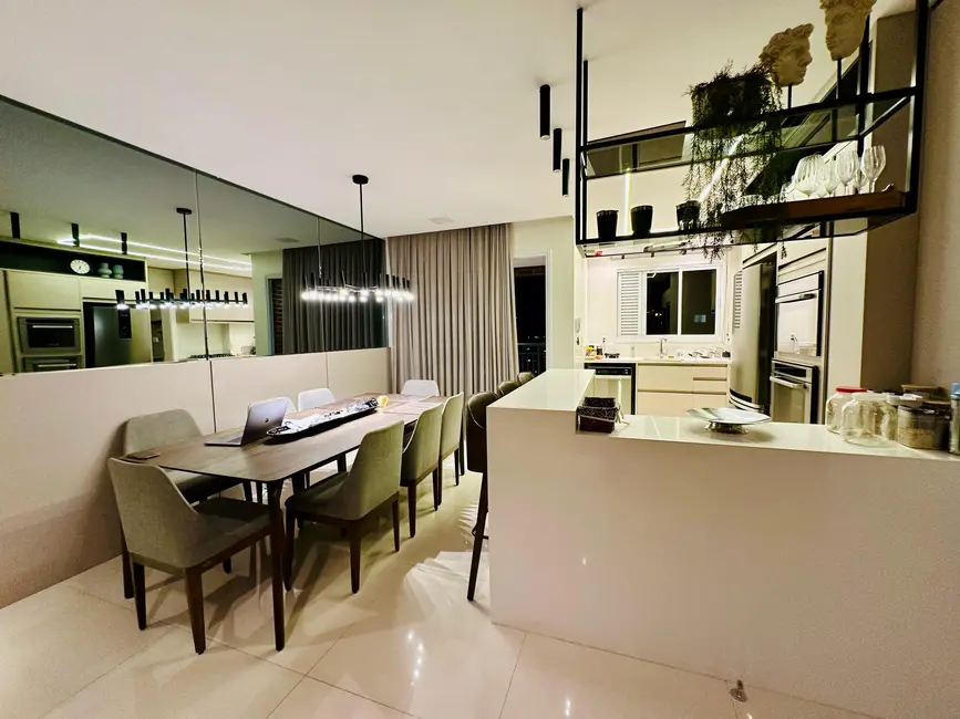 Foto 8 de Apartamento com 3 quartos à venda, 118m2 em Centro, Balneario Camboriu - SC