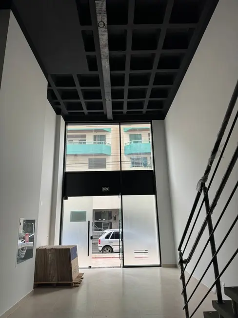 Foto 2 de Sala Comercial para alugar, 145m2 em Centro, Balneario Camboriu - SC