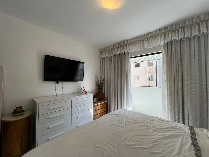 Foto 9 de Apartamento com 2 quartos à venda, 87m2 em Pioneiros, Balneario Camboriu - SC